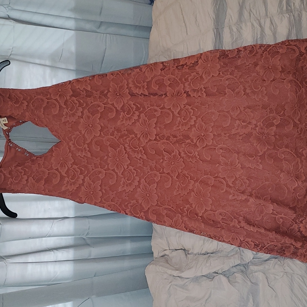 Lace detail dress